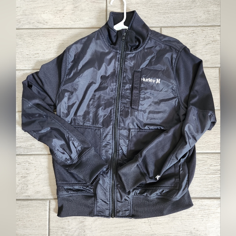 Hurley Men's black Zipup windbreaker jacket size M